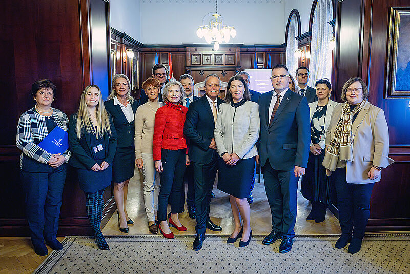 Group photo of the delegations from SAI Hungary, SAI Slovak Republic and SAI Slovenia 